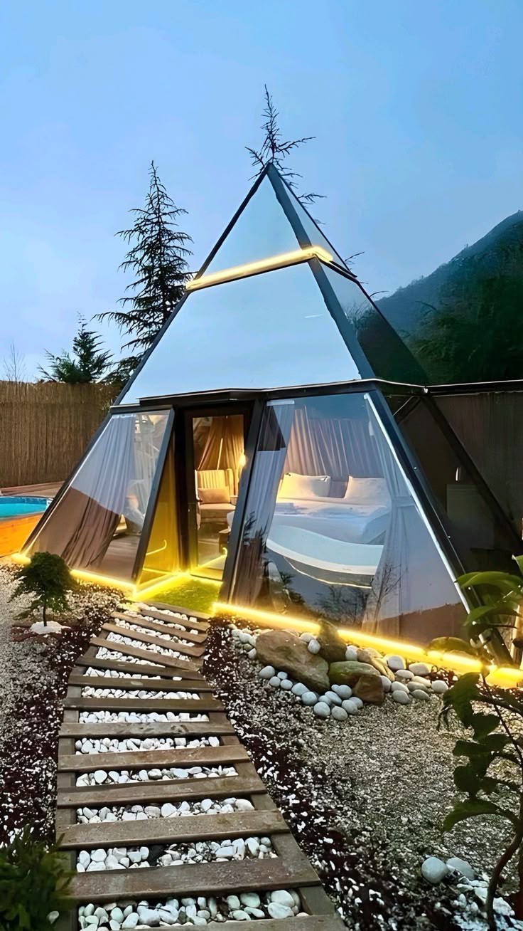 Treehouse Retreats - Image 3